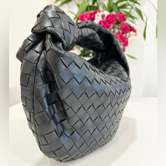 Bottega Veneta Teen Jodie Leather Bag - Picture 7 of 12